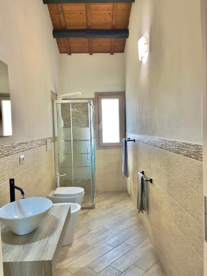 Domu Virginia Bed & Breakfast Castiadas Bagian luar foto