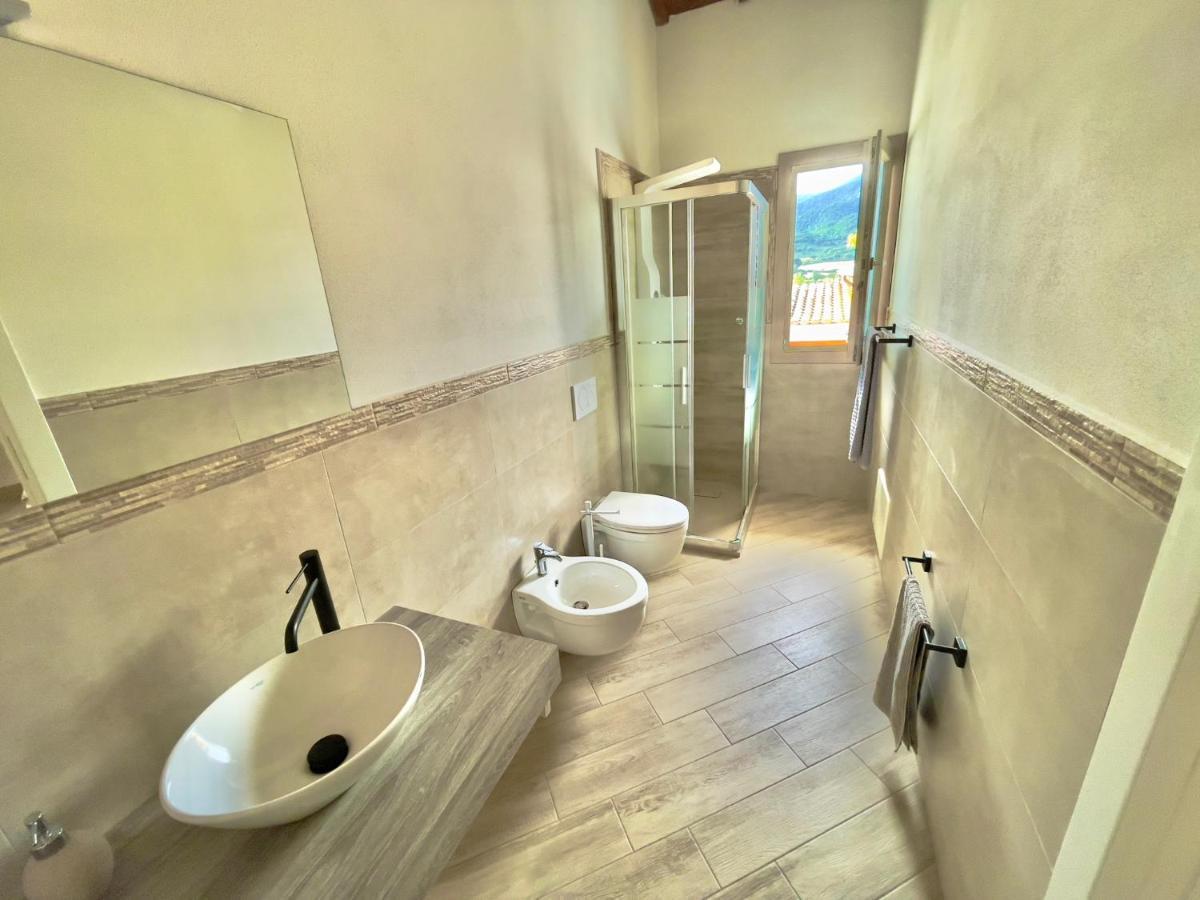 Domu Virginia Bed & Breakfast Castiadas Bagian luar foto